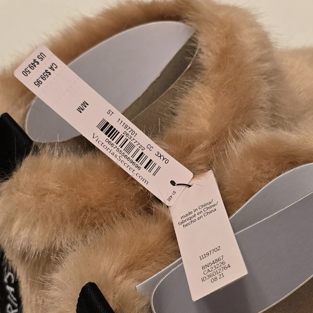 Victoria's Secret Faux Fur Slippers in Toasted Sugar M (7-8) - Picture 5 of 5